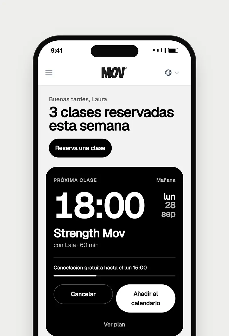 A gym booking app screen showing three reserved classes this week and an upcoming strength training session at 18:00